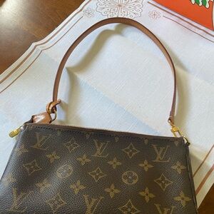 Louis Vuitton Classic Monogram Shoulder Bag